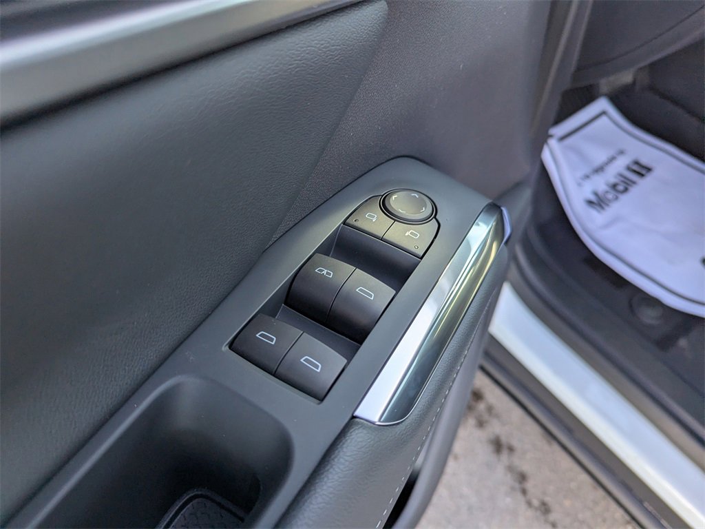 New 2026 Chevrolet Traverse LT w/ LPO, Floor Liner Package image 9