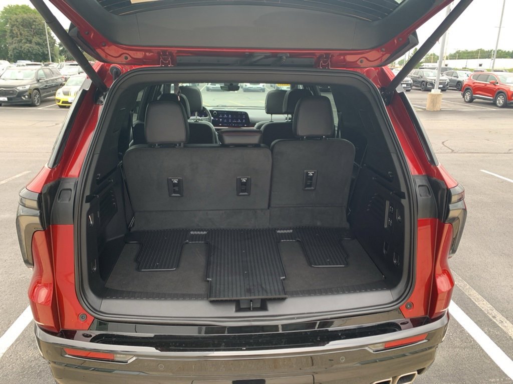 Used 2024 Chevrolet Traverse RS w/ LPO, Floor Liner Package image 26