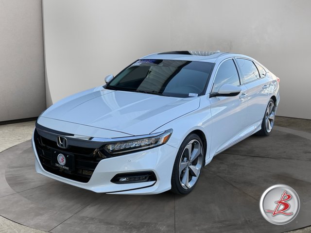 Used 2018 Honda Accord Touring image 3