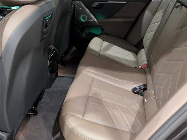 Used 2024 BMW i5 eDrive40i w/ Premium Package image 20