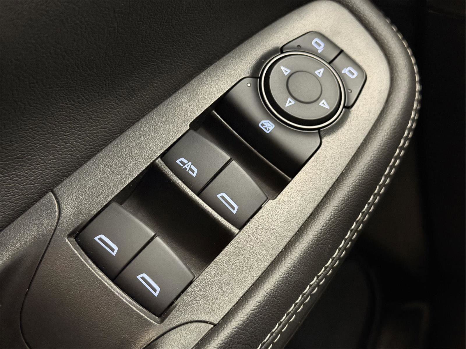 Certified 2023 Buick Encore GX Preferred w/ Cold Weather Comfort Package image 39