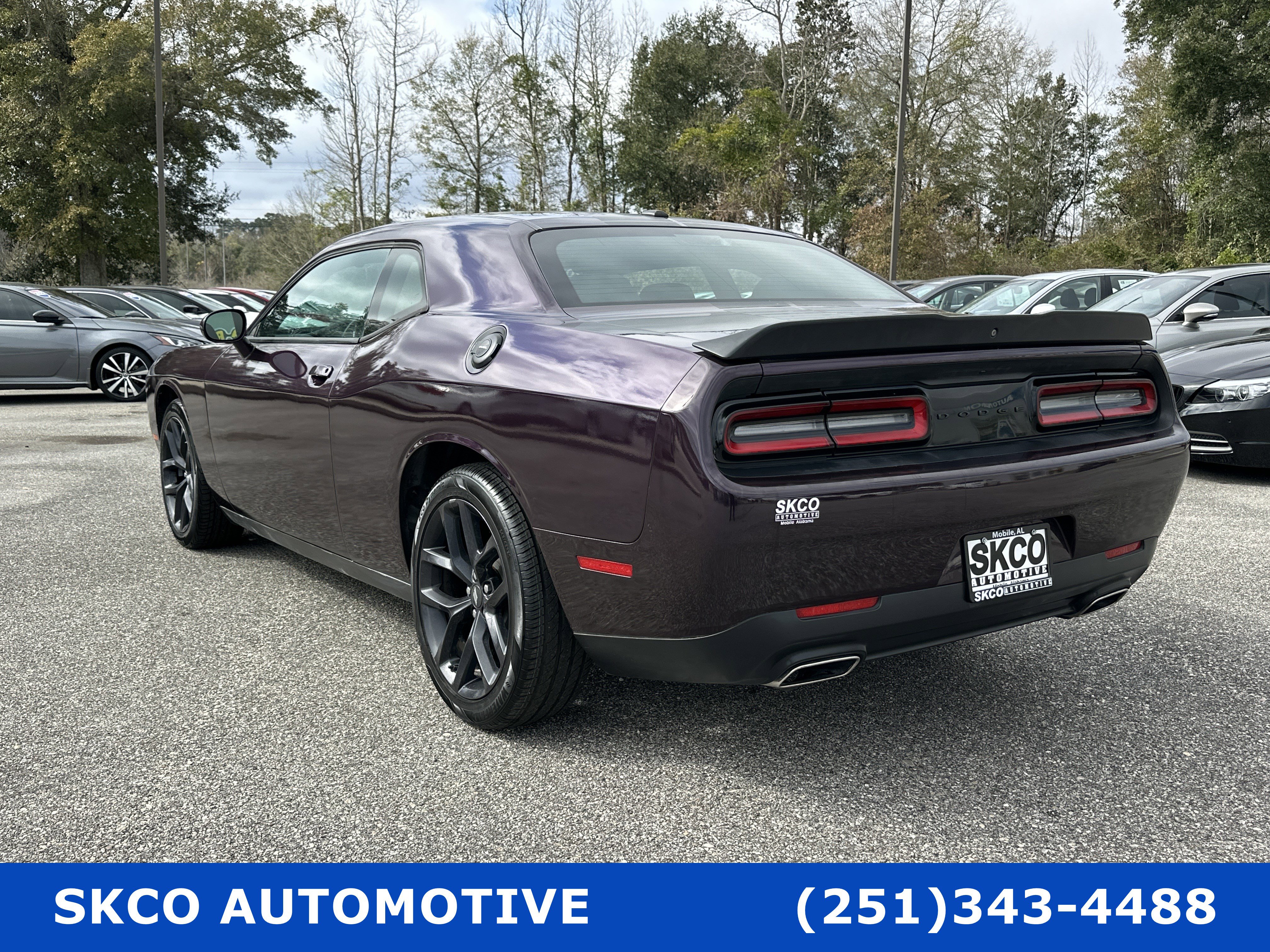 Used 2020 Dodge Challenger SXT w/ Blacktop Package image 3