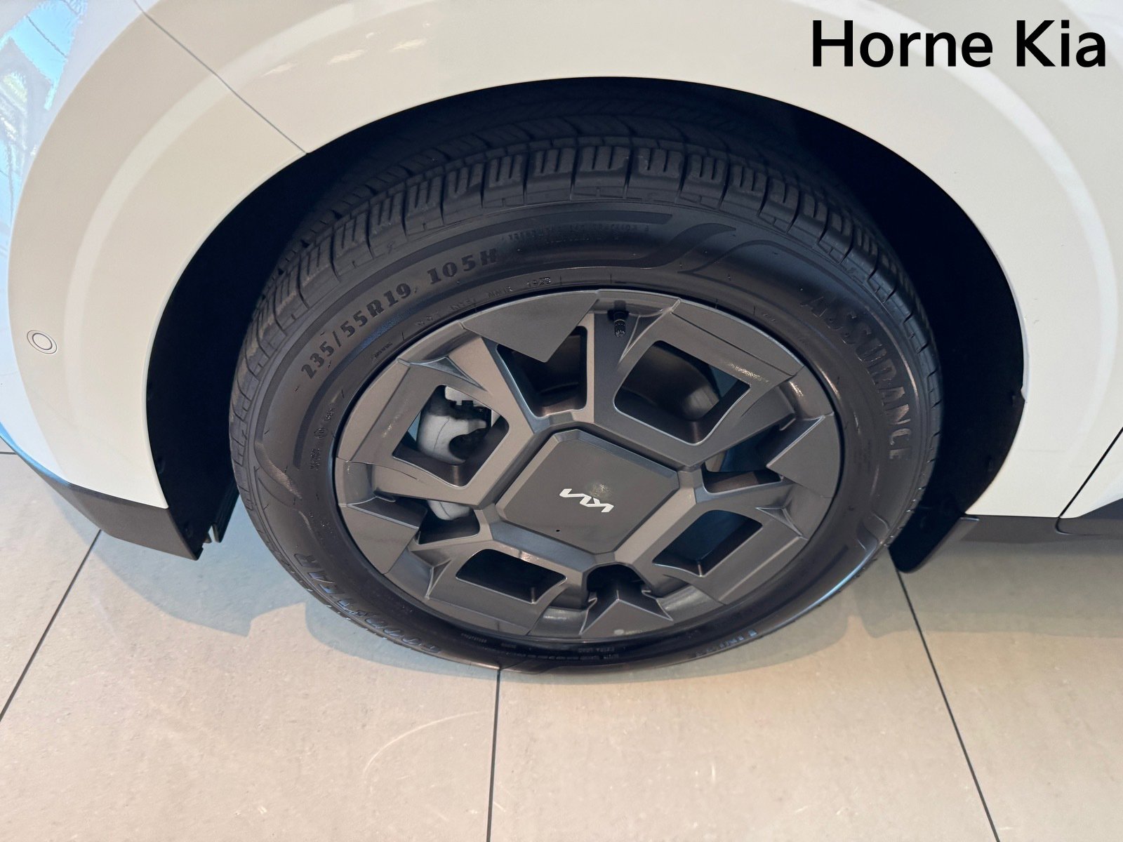 New 2026 Kia Carnival SX image 8