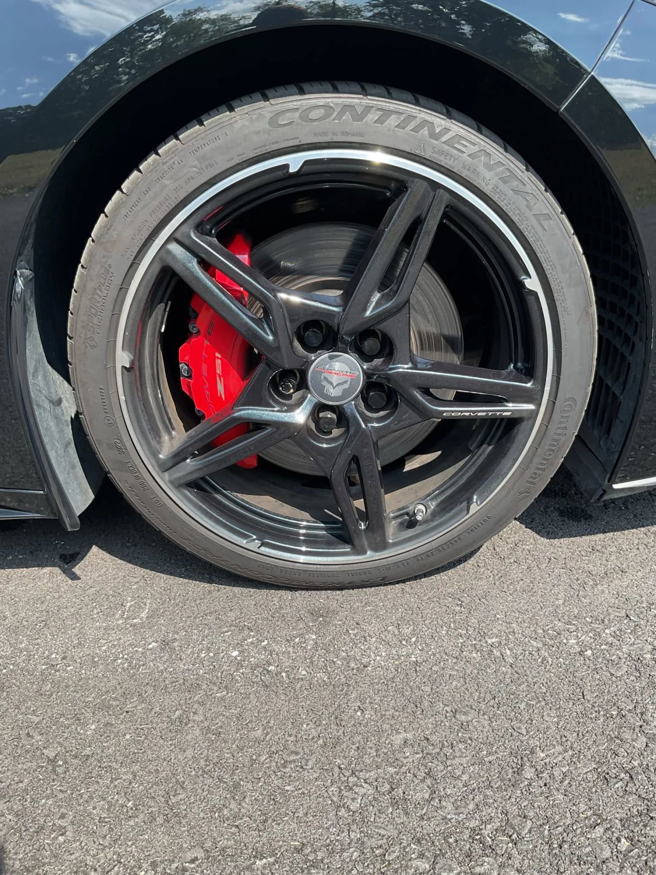 Used 2020 Chevrolet Corvette Stingray Premium Cpe w/ 3LT Preferred Equipment Group image 18