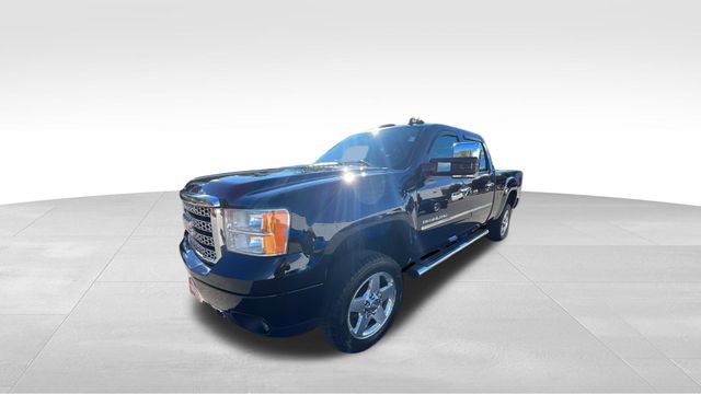 Used 2013 GMC Sierra 2500 Denali w/ Snow Plow Prep Package image 5
