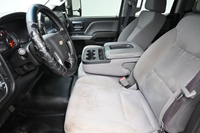 Used 2017 Chevrolet Silverado 2500 LT AWD/4WD image 16