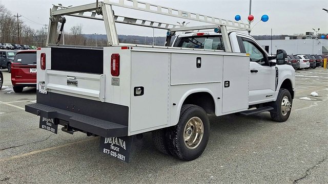 Used 2023 Ford F350 XL w/ Snow Plow Prep Package image 8