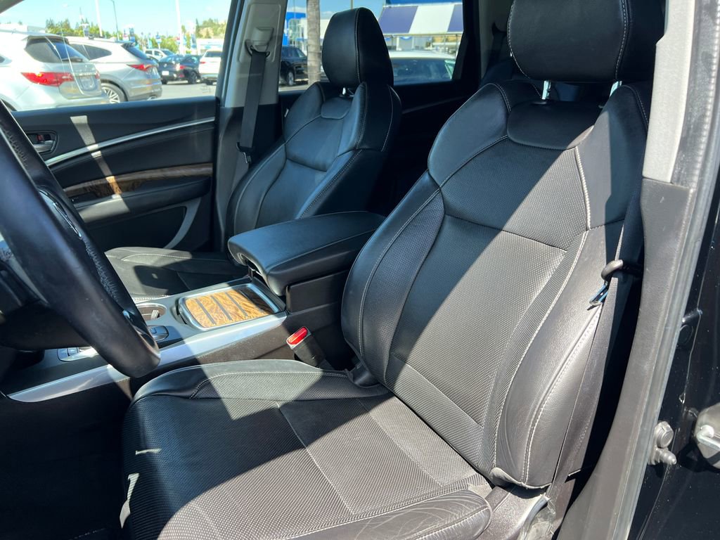 Certified 2019 Acura MDX SH-AWD w/ Technology Package image 16