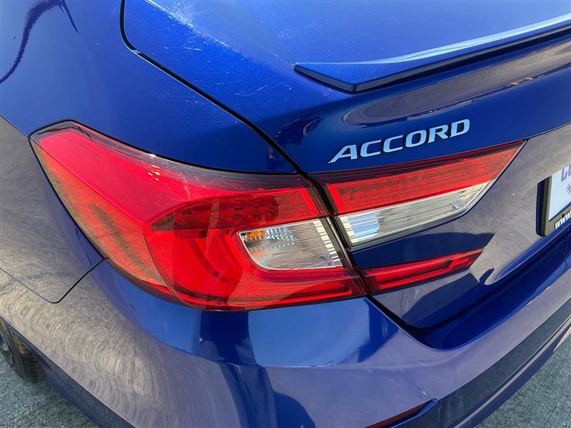 Used 2018 Honda Accord Sport image 18