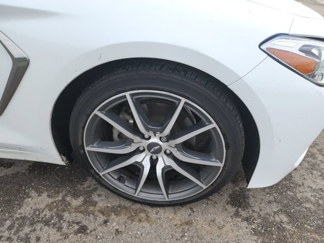 Used 2021 Genesis G70 2.0T w/ Prestige Package RWD image 9
