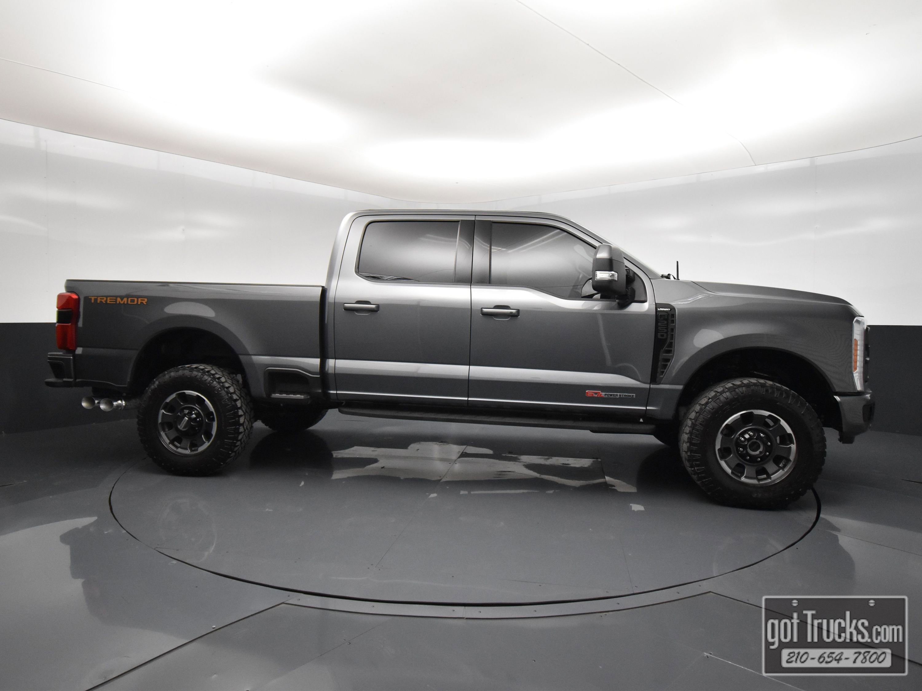 Used 2023 Ford F250 Lariat w/ Lariat Ultimate Package AWD/4WD image 56