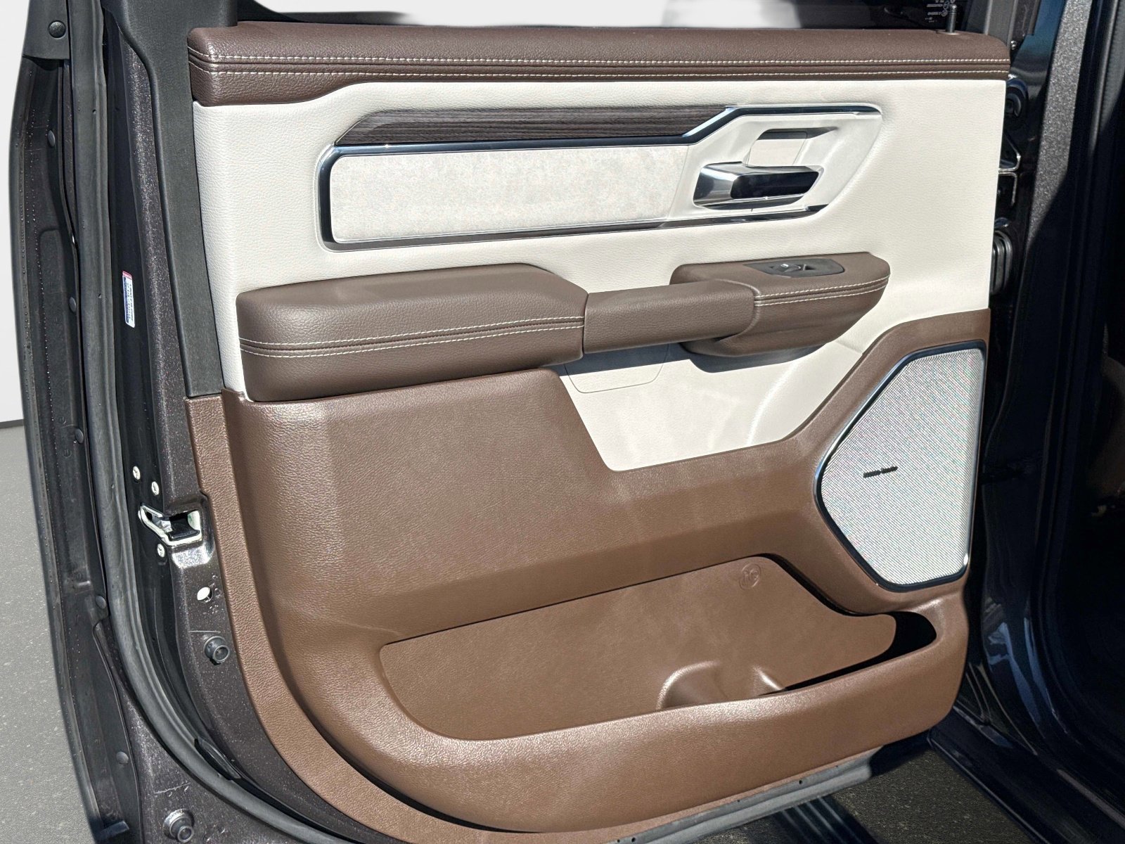 New 2026 RAM 1500 Laramie w/ Advanced Safety Group II image 13