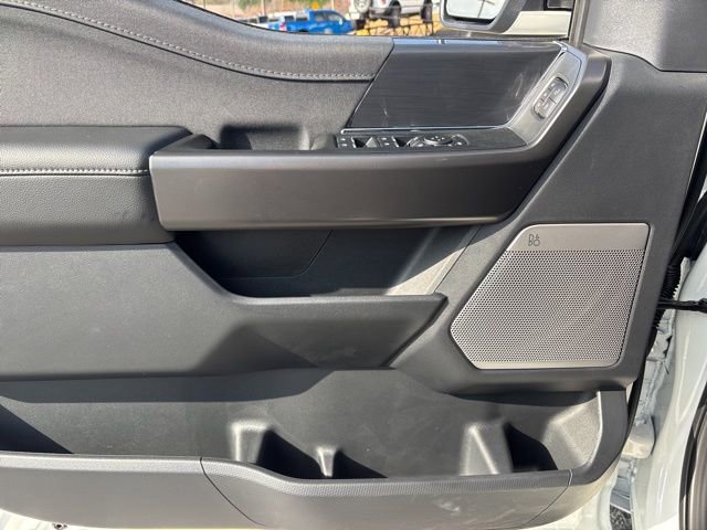 New 2025 Ford F150 Lariat w/ Equipment Group 501A Mid image 12