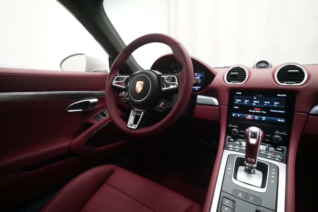 Certified 2025 Porsche 718 Cayman GTS RWD image 16