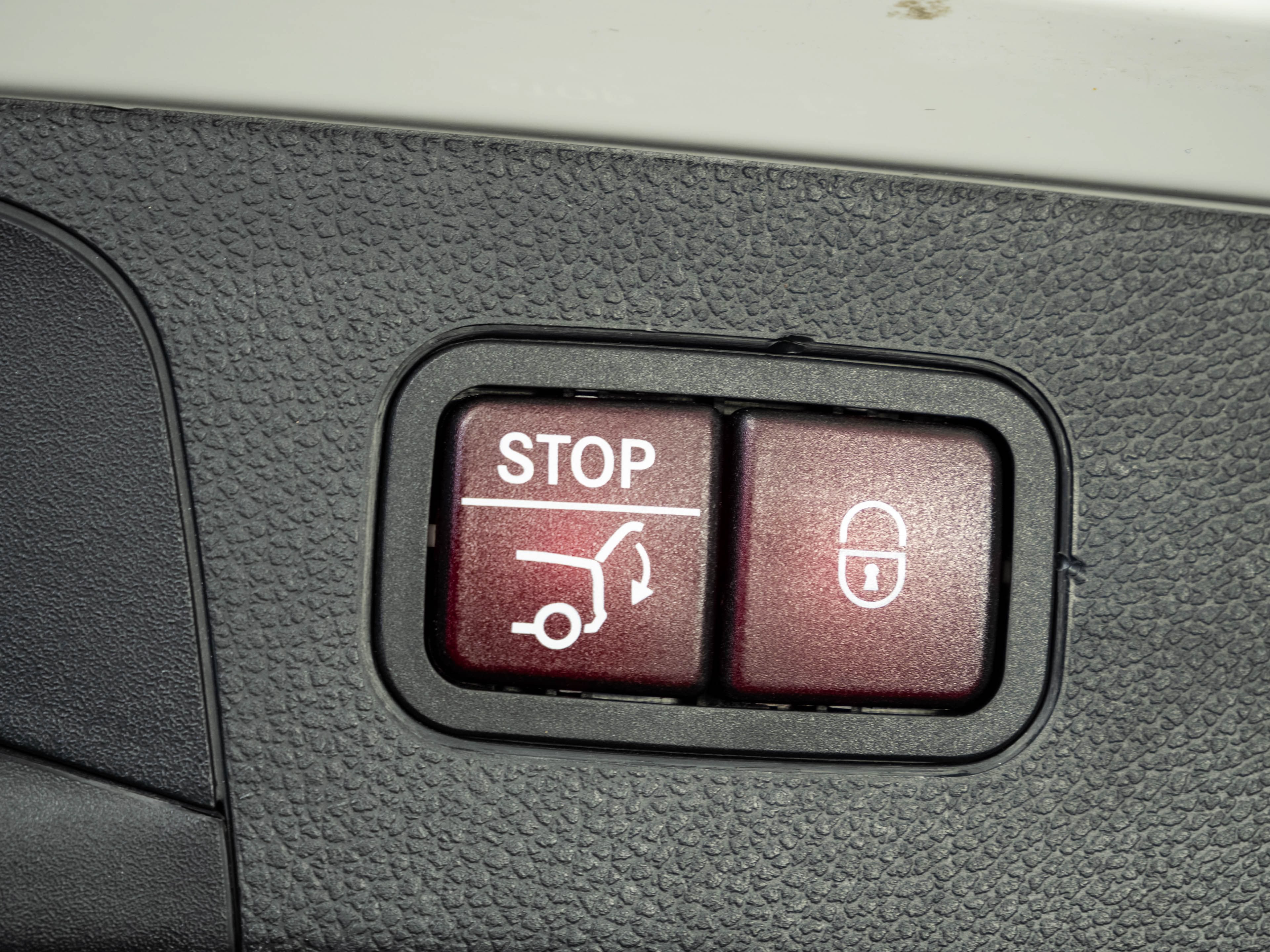 Used 2019 Mercedes-Benz GLC 300 image 29