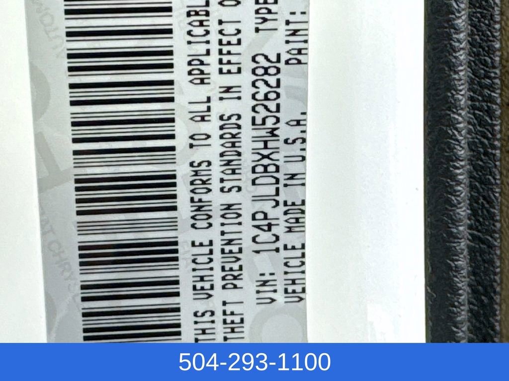 Used 2017 Jeep Cherokee Limited image 30