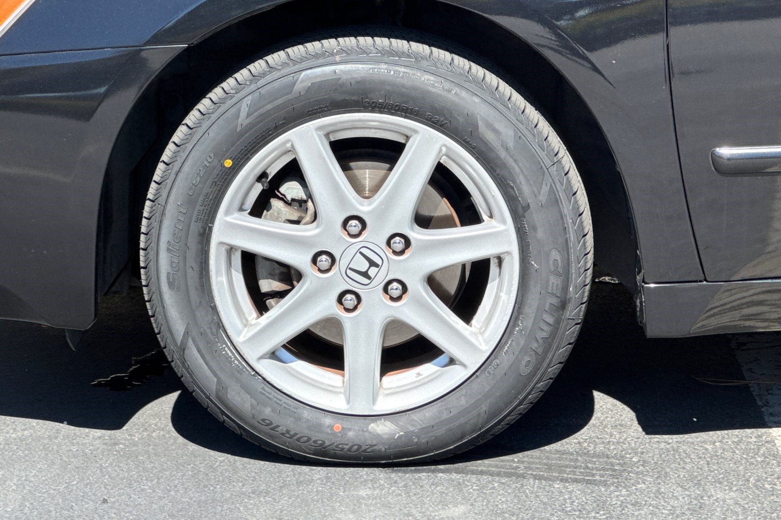 Used 2004 Honda Accord EX image 34