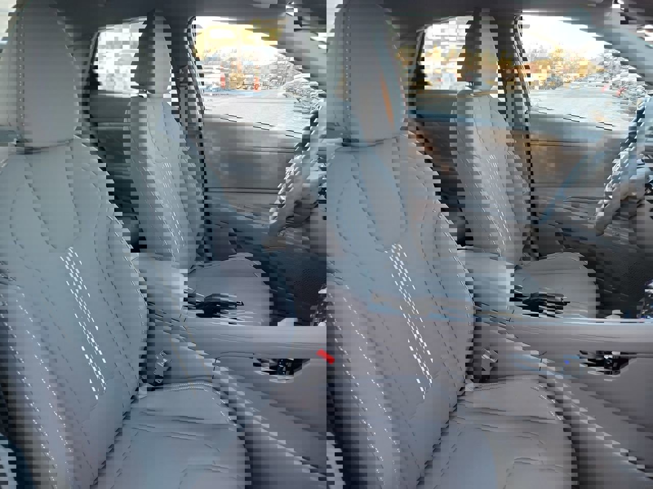 Certified 2023 Hyundai Elantra SEL image 19