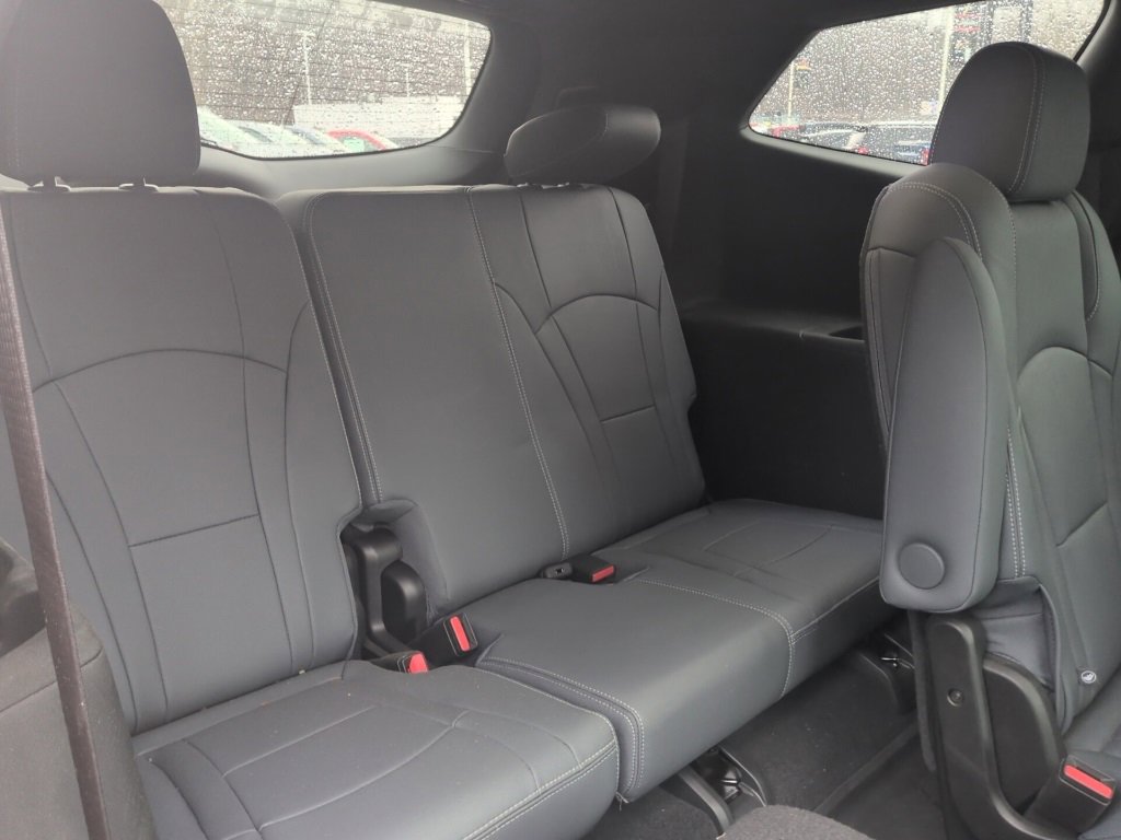 Used 2024 Buick Enclave Essence w/ Experience Buick Package image 19