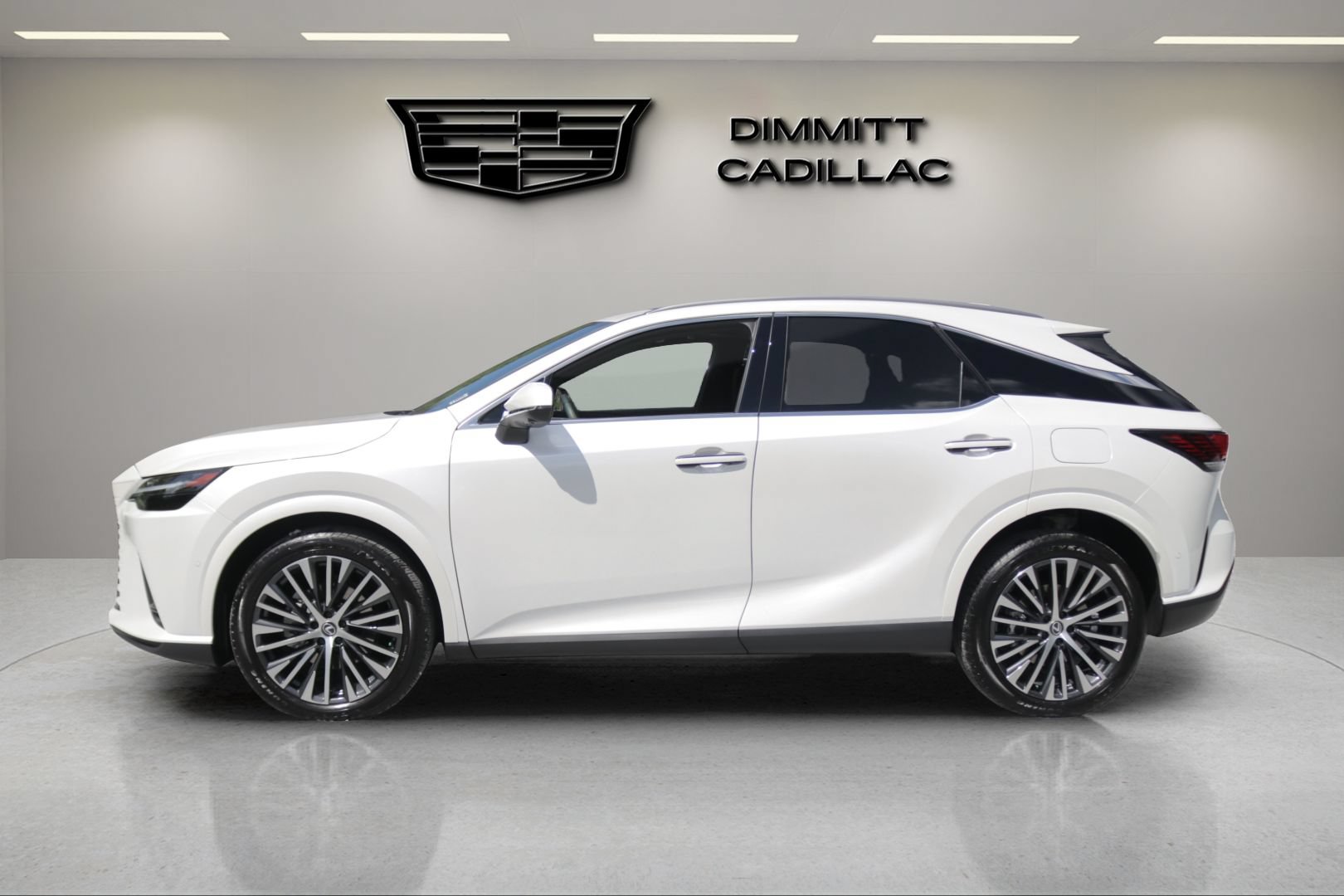Used 2025 Lexus RX 350 Premium Plus w/ Convenience Package FWD image 8