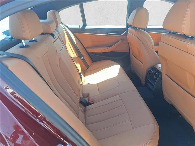 Used 2023 BMW 530i image 18
