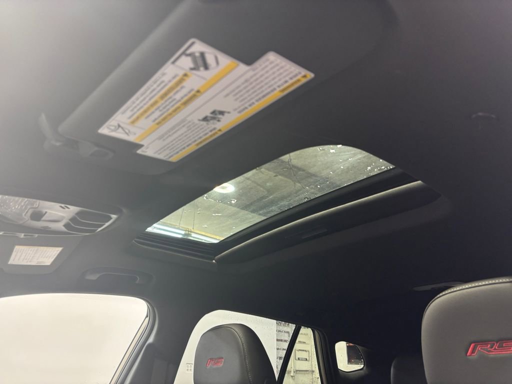 New 2026 Chevrolet Trax RS w/ Sunroof Package FWD image 31