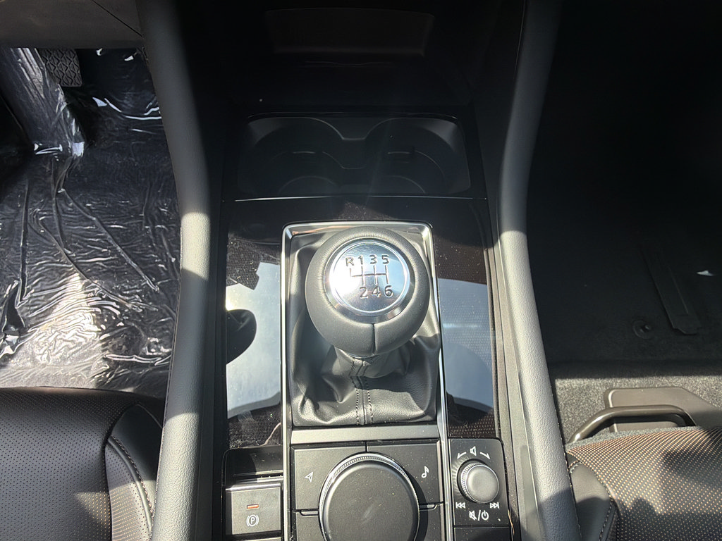 New 2026 MAZDA MAZDA3 2.5 S Hatchback w/ Premium Pkg FWD image 14