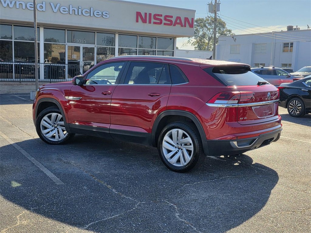 Used 2020 Volkswagen Atlas Cross Sport SE w/ Panoramic Sunroof Package image 5