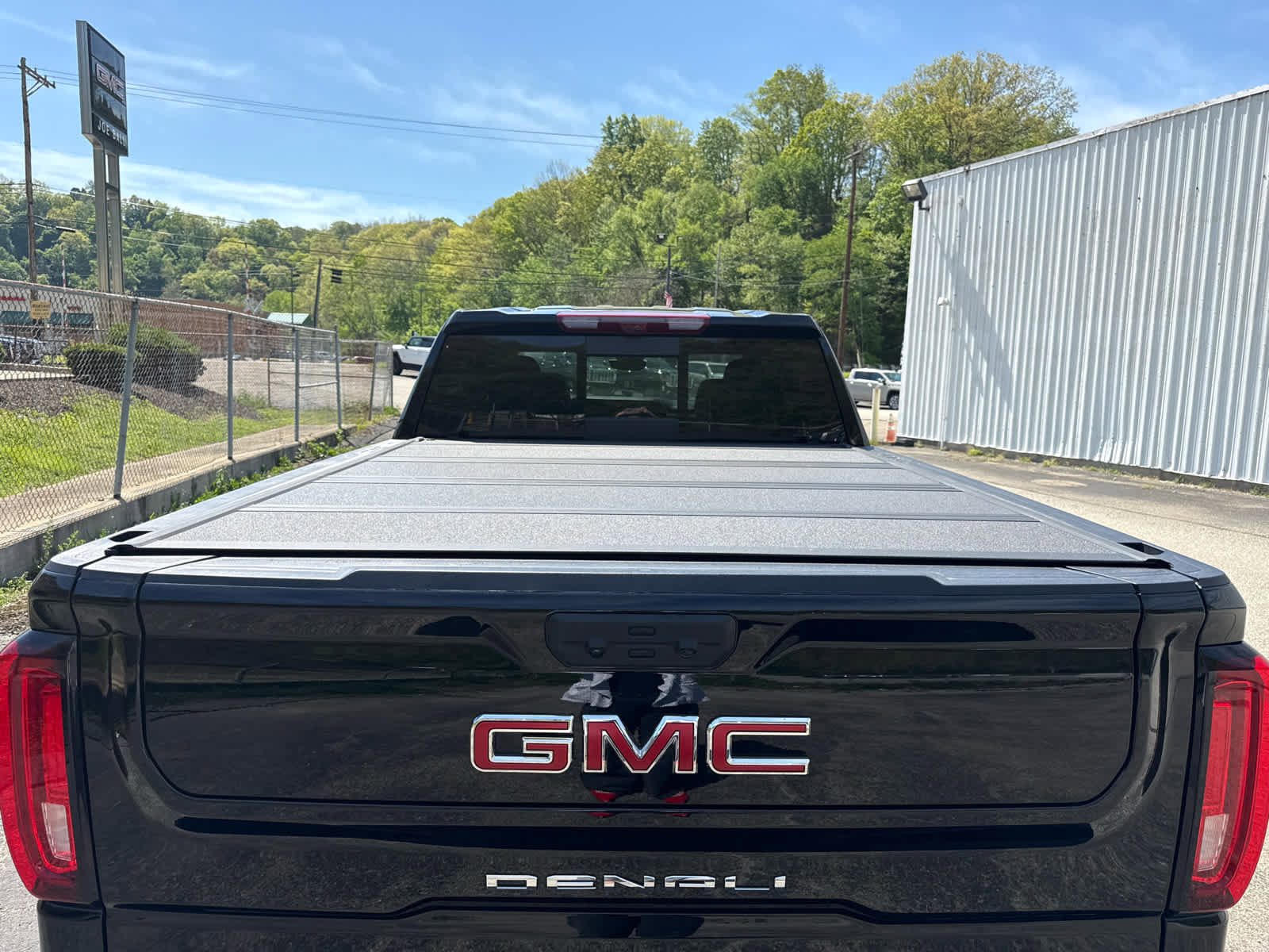 Used 2024 GMC Sierra 1500 Denali w/ Denali Reserve Package AWD/4WD image 10