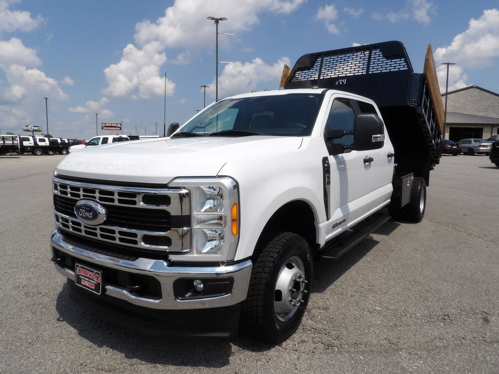 Used 2023 Ford F350 XL w/ Snow Plow Prep Package AWD/4WD image 83
