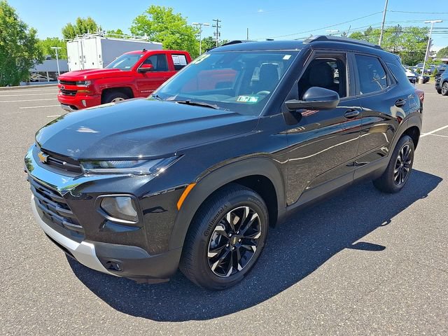 Certified 2023 Chevrolet TrailBlazer LT w/ Convenience Package AWD/4WD image 3