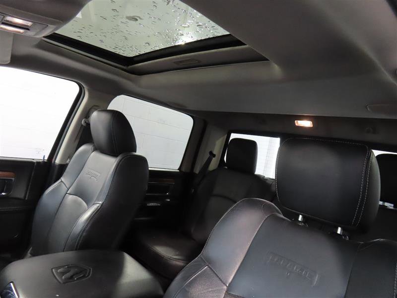 Used 2015 RAM 1500 Laramie w/ Convenience Group image 18