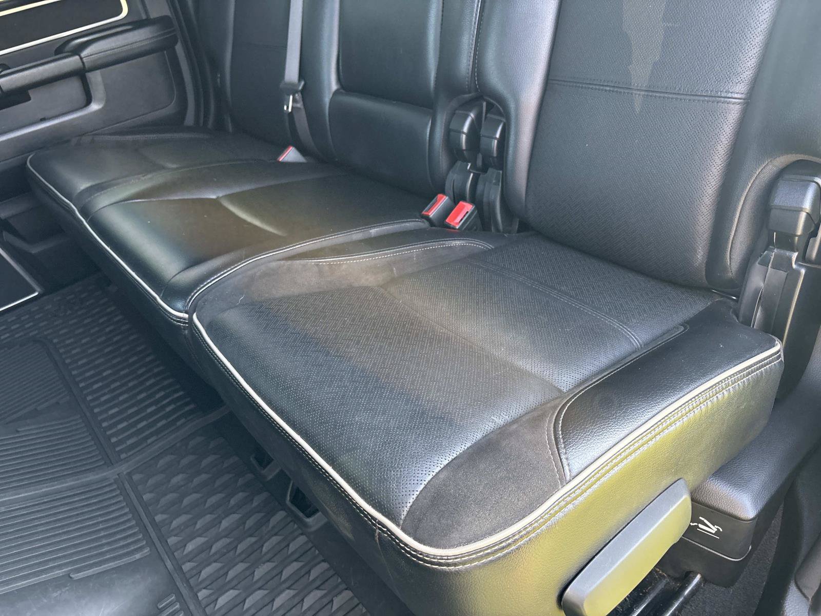 Used 2019 RAM 2500 Laramie AWD/4WD image 13