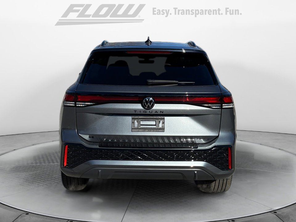 New 2026 Volkswagen Tiguan SE R-Line image 6