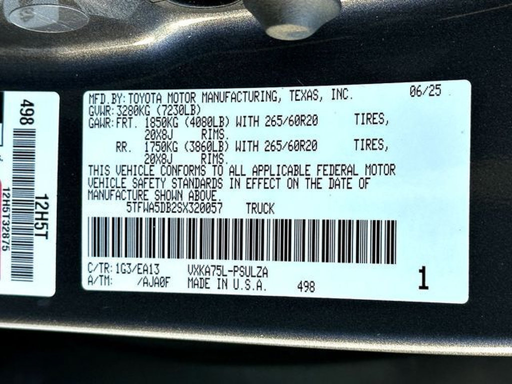 Certified 2025 Toyota Tundra Limited AWD/4WD image 32