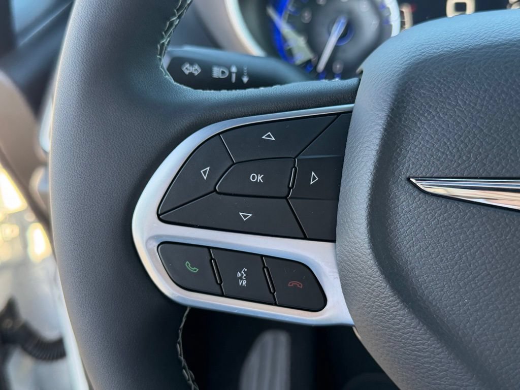 New 2026 Chrysler Voyager LX FWD image 19