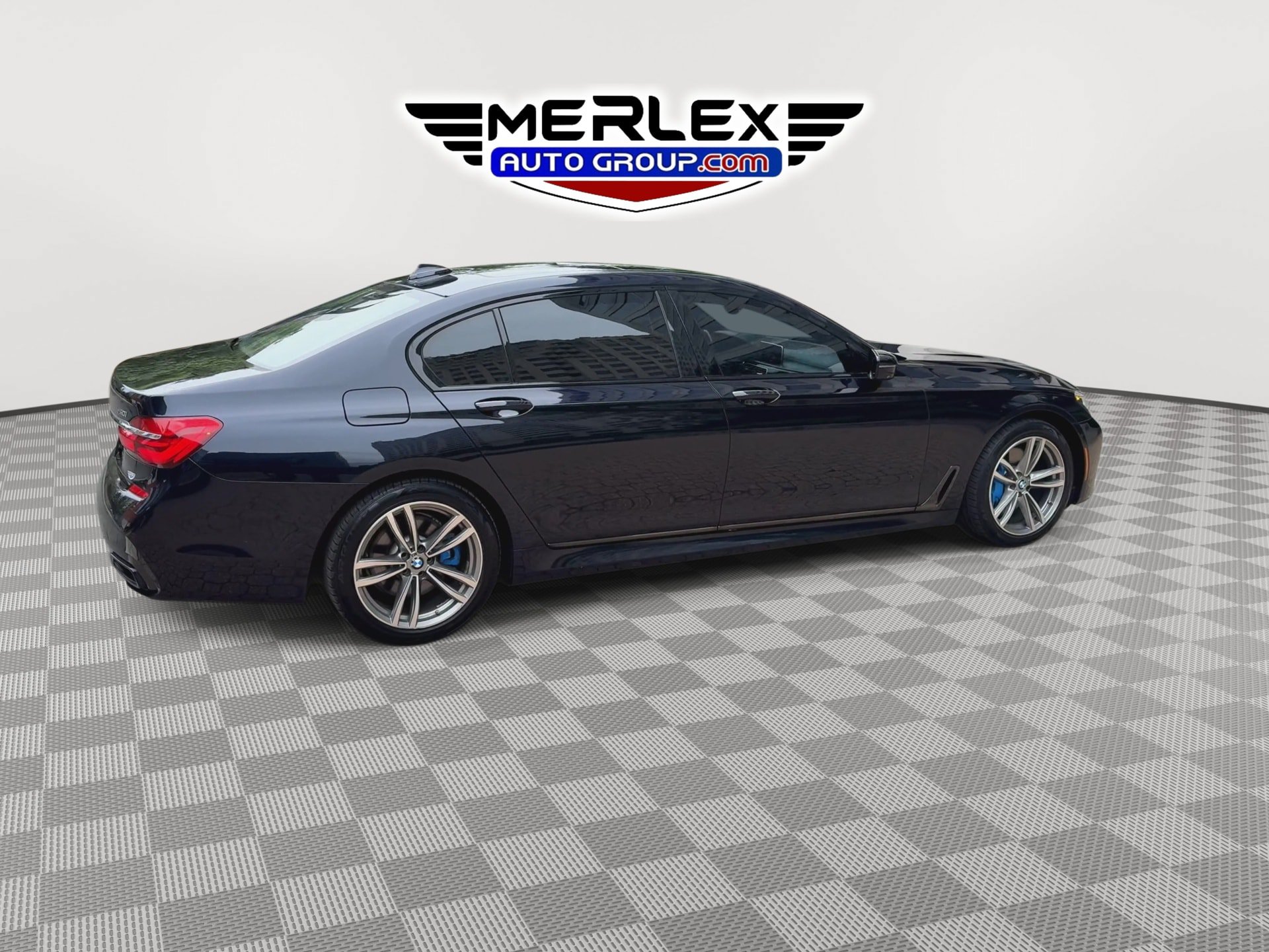 Used 2018 BMW 750i xDrive AWD/4WD image 8