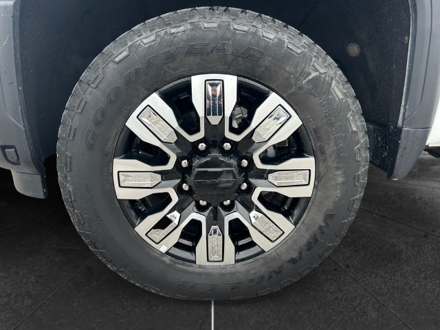 Used 2024 GMC Sierra 2500 Denali w/ Denali Reserve Package AWD/4WD image 9