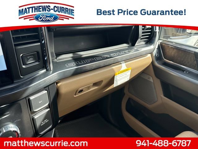New 2026 Ford F250 Lariat w/ Black Appearance Package image 27