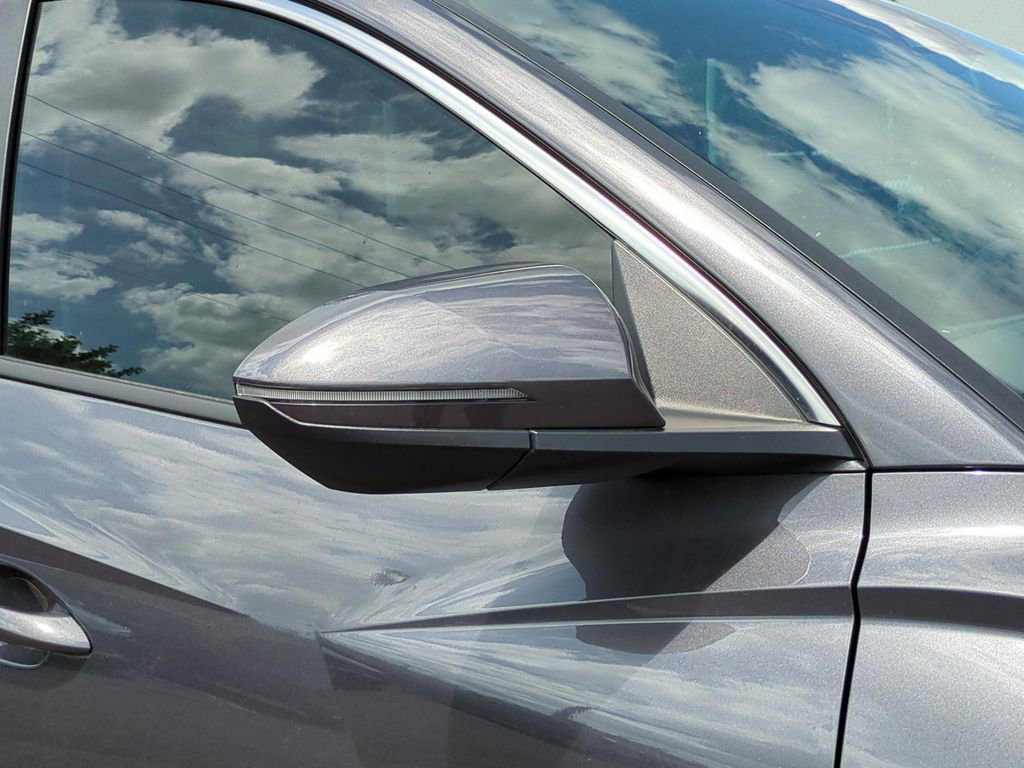 Certified 2025 Hyundai Tucson SEL AWD/4WD image 12