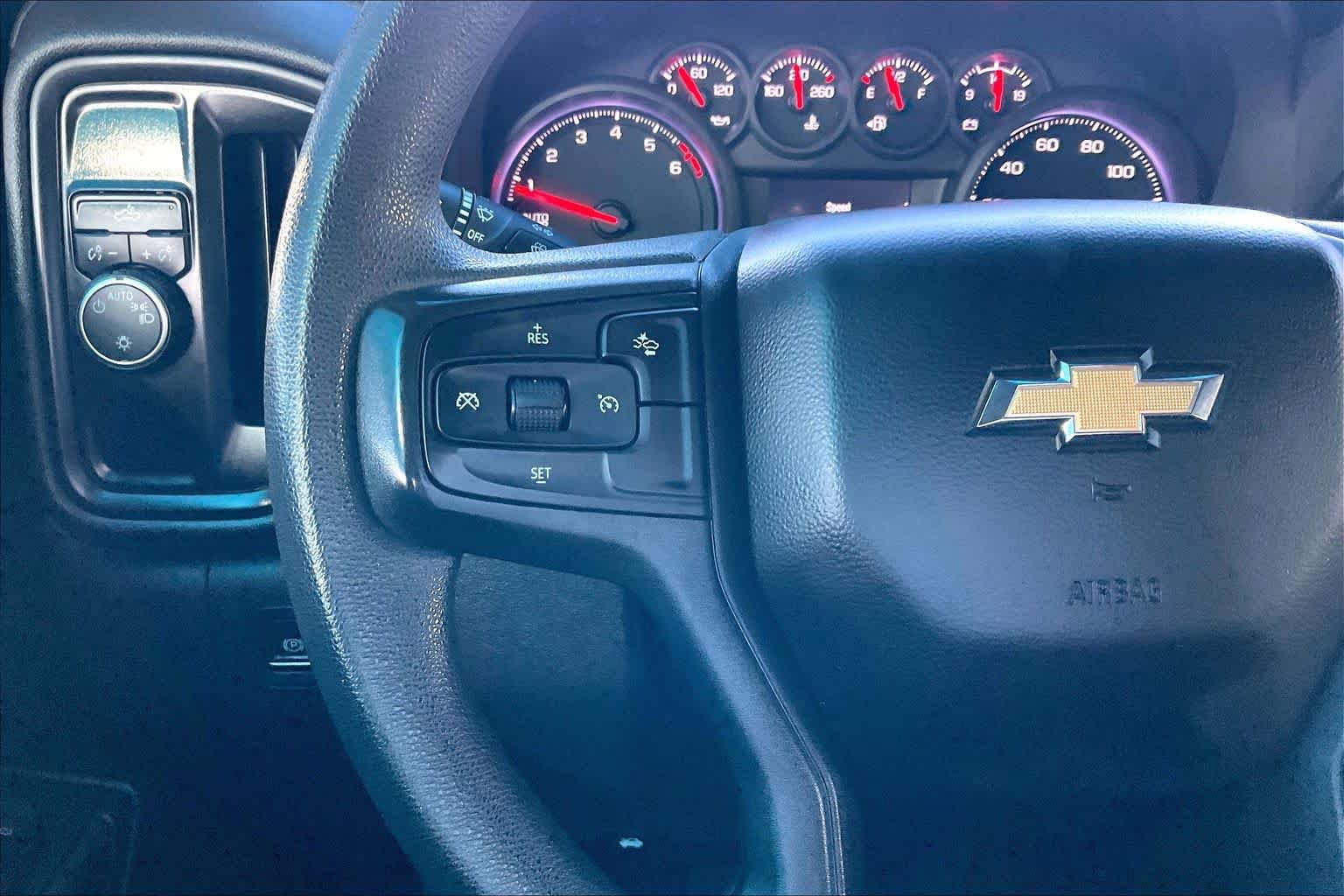 Used 2024 Chevrolet Silverado 1500 Custom RWD image 23