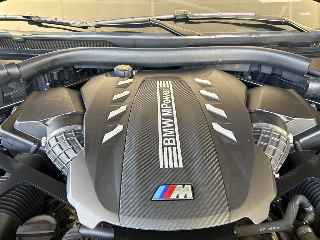 Used 2020 BMW X5 M Competition w/ Executive Package image 12