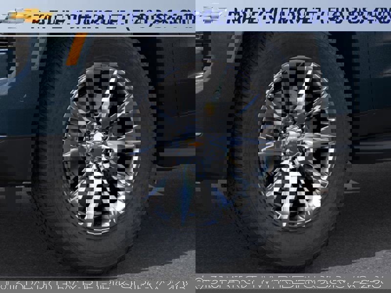 New 2025 Chevrolet Suburban Premier image 9