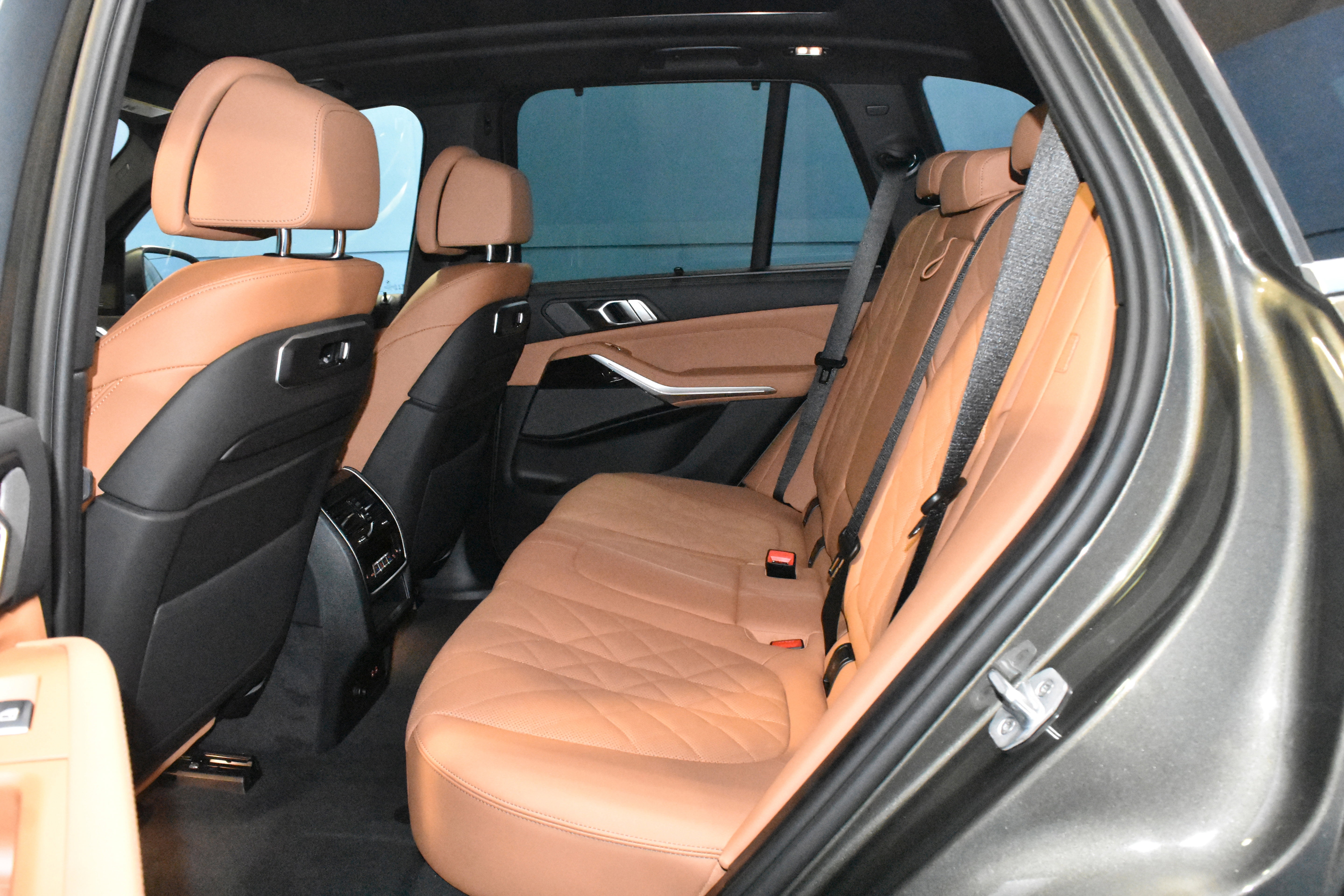 New 2026 BMW X5 xDrive50e w/ Executive Package AWD/4WD image 20