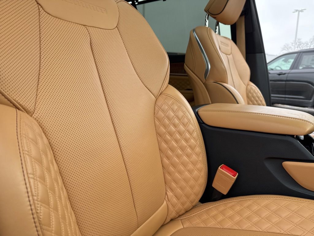 Certified 2024 Jeep Grand Cherokee L Summit image 43