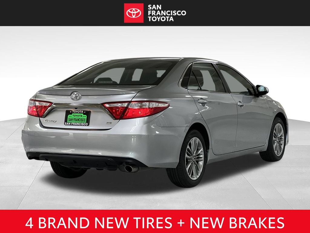 Used 2015 Toyota Camry SE FWD image 5