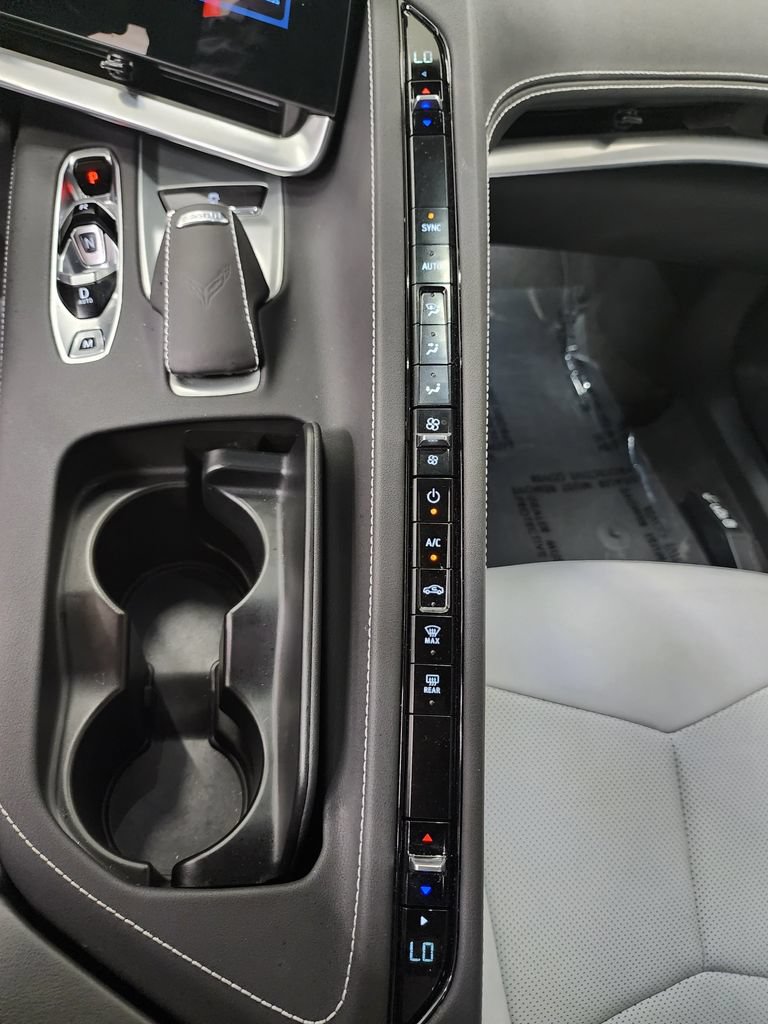 Used 2024 Chevrolet Corvette Stingray Convertible w/ Z51 Performance Package RWD image 22