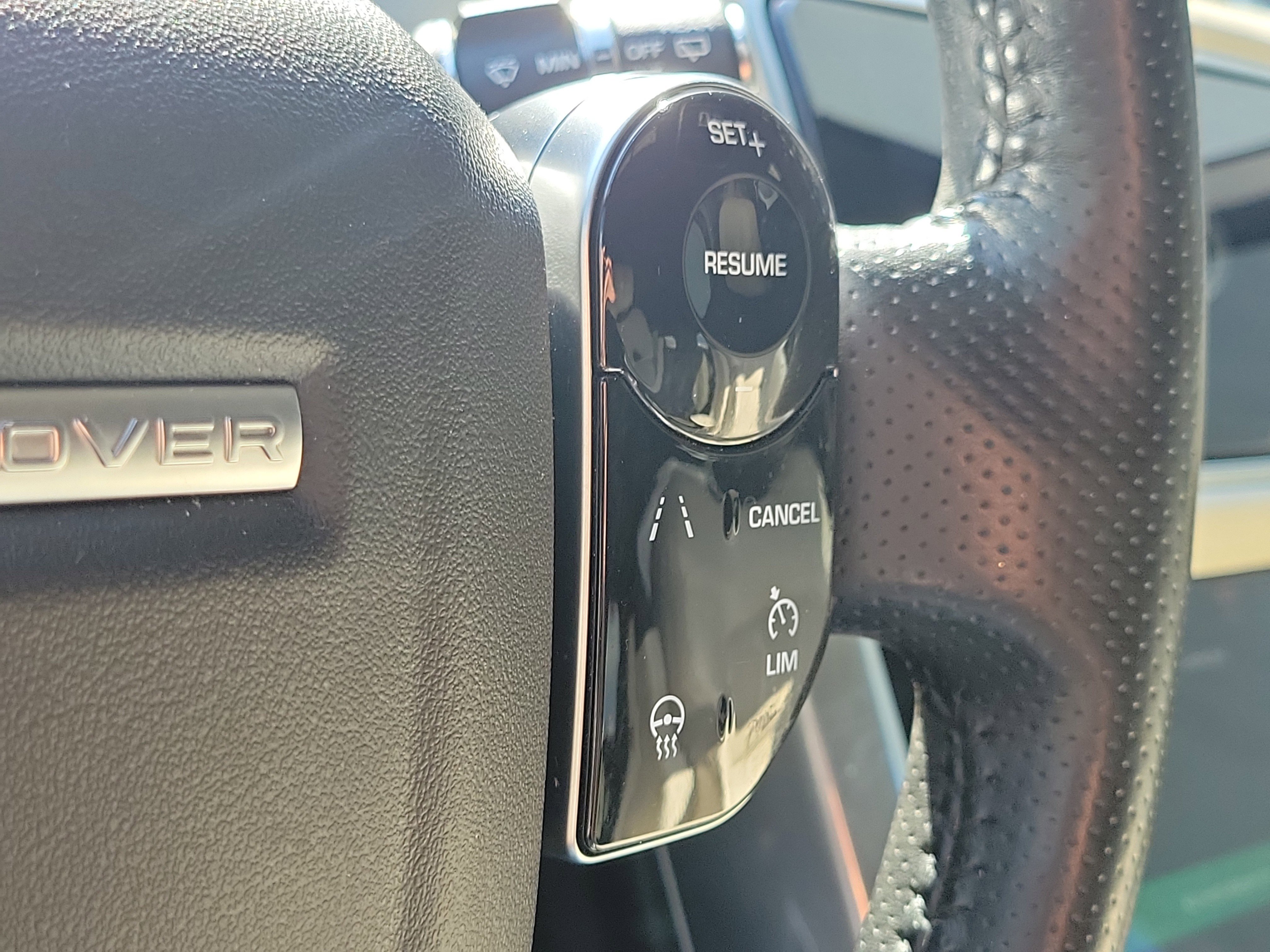 Used 2019 Land Rover Range Rover Sport HSE image 25