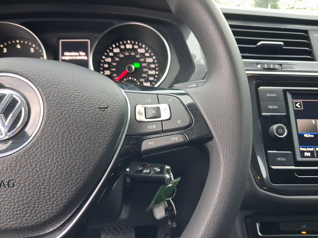 Used 2021 Volkswagen Tiguan S FWD image 20