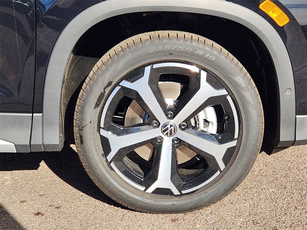 New 2026 Volkswagen Tiguan SE image 29